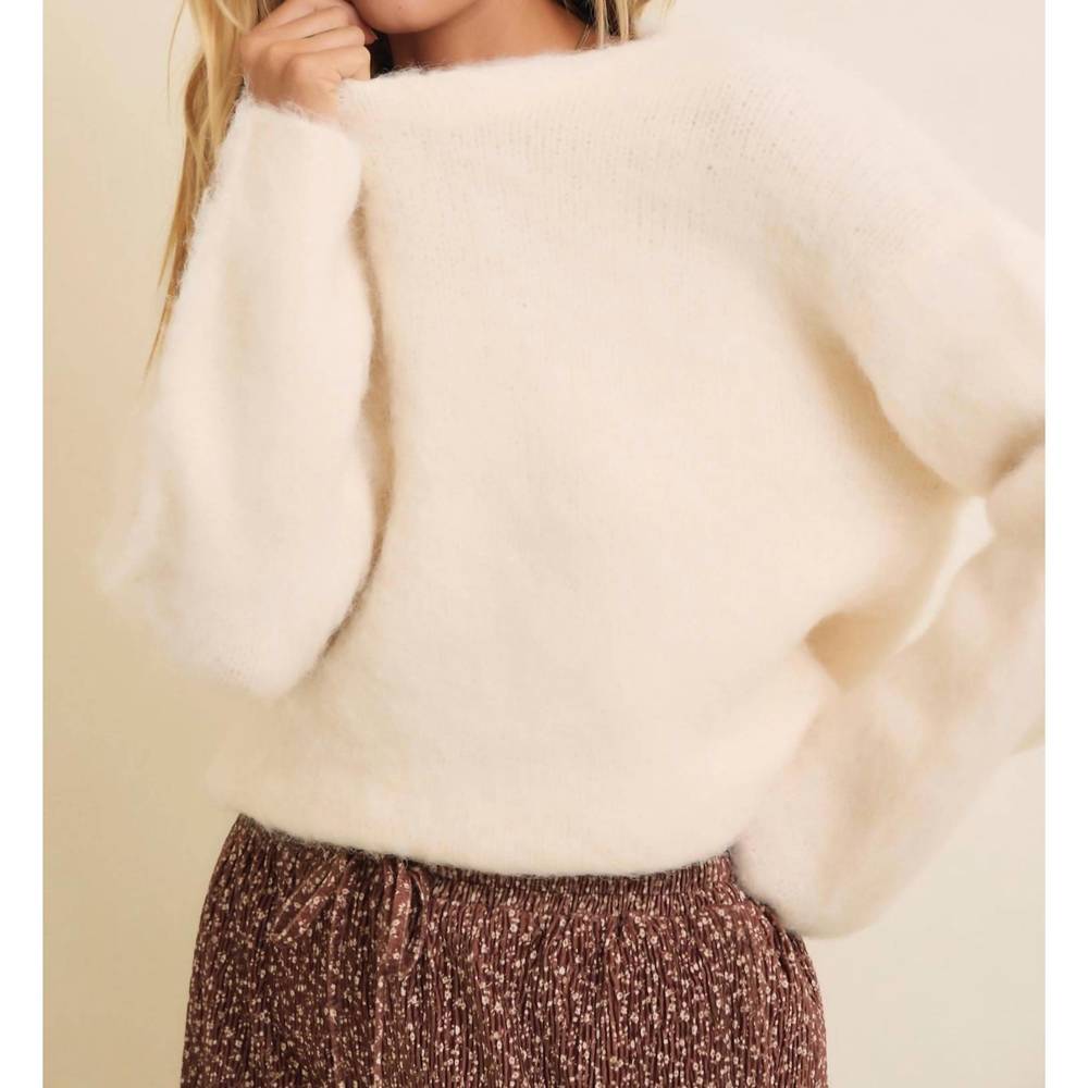 Elegant Cream Women's Sweater